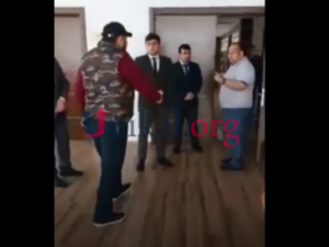 İcra başçısı şəhid atalarını QƏBUL ETMƏDİ – VİDEO