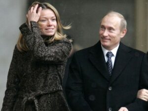 Putinin qızı Zelenski İLƏ EVLİ İMİŞ