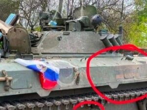 Ukrayna hərbçiləri Qarabağda Azərbaycan ordusuna qarşı vuruşan rus tankını ƏLƏ KEÇİRDİ – ŞOK FOTO
