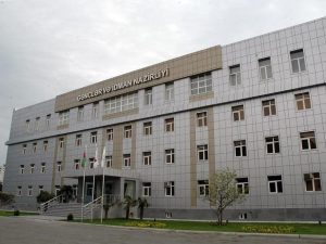 Nazirliyin vəzifəli şəxsi dünyasını dəyişdi