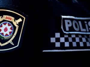 Bakıda polis intiharın qarşısını alıb, özü yaralanıb