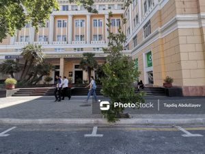 Bakıda prezidentin göstərişi ilə sökülən qanunsuz parklanma yerində ağac əkildi – FOTO