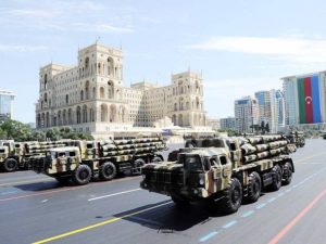 Azərbaycan müdafiə xərclərini artırır