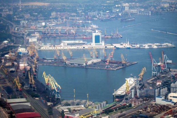 Bir qrup azərbaycanlı Ukraynanın dəniz limanlarında blokadada qalıb
