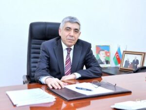 Rektor vəzifədən azad edildi – Yerinə xanım gətirildi