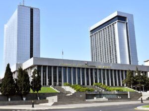 Parlament bu həftə yenidən TOPLAŞIR