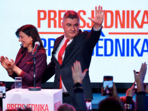 Yenidən prezident SEÇİLDİ