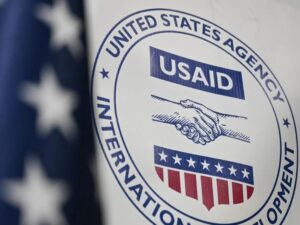 USAID bağlanmalıdır! – Trampdan SƏRT SÖZLƏR