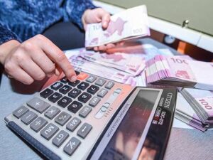Azərbaycanda bu şəxslərə aylıq 250 manat VERİLƏCƏK