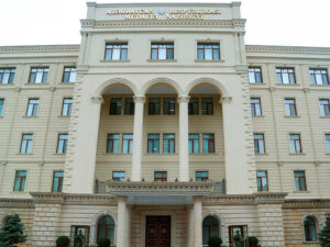 Müdafiə Nazirliyi əhalini təşvişə düşməməyə çağırdı