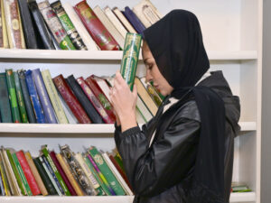 Mehriban Əliyeva Gəncə məscidlərində – FOTO