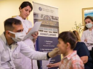 ATU-nun Tədris Stomatoloji Klinikası silsilə səyyar xidmətlərini uğurla həyata keçirir